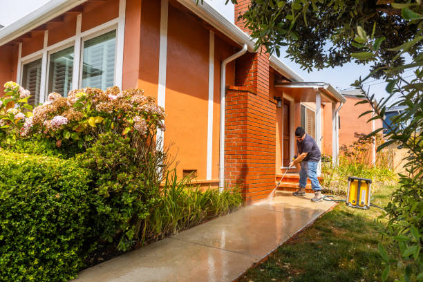 Why Choose Our Certified Pressure Washing Experts for Your Project Needs in Las Quintas Fronterizas, TX?